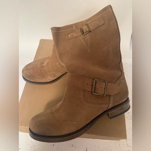 NIB American Eagle AE Oklahoma Suede Moto boot size 8